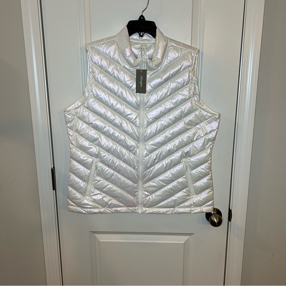 J. McLaughlin Jackets & Blazers - J Mclaughlinlin women’s puffer vest XL down filled